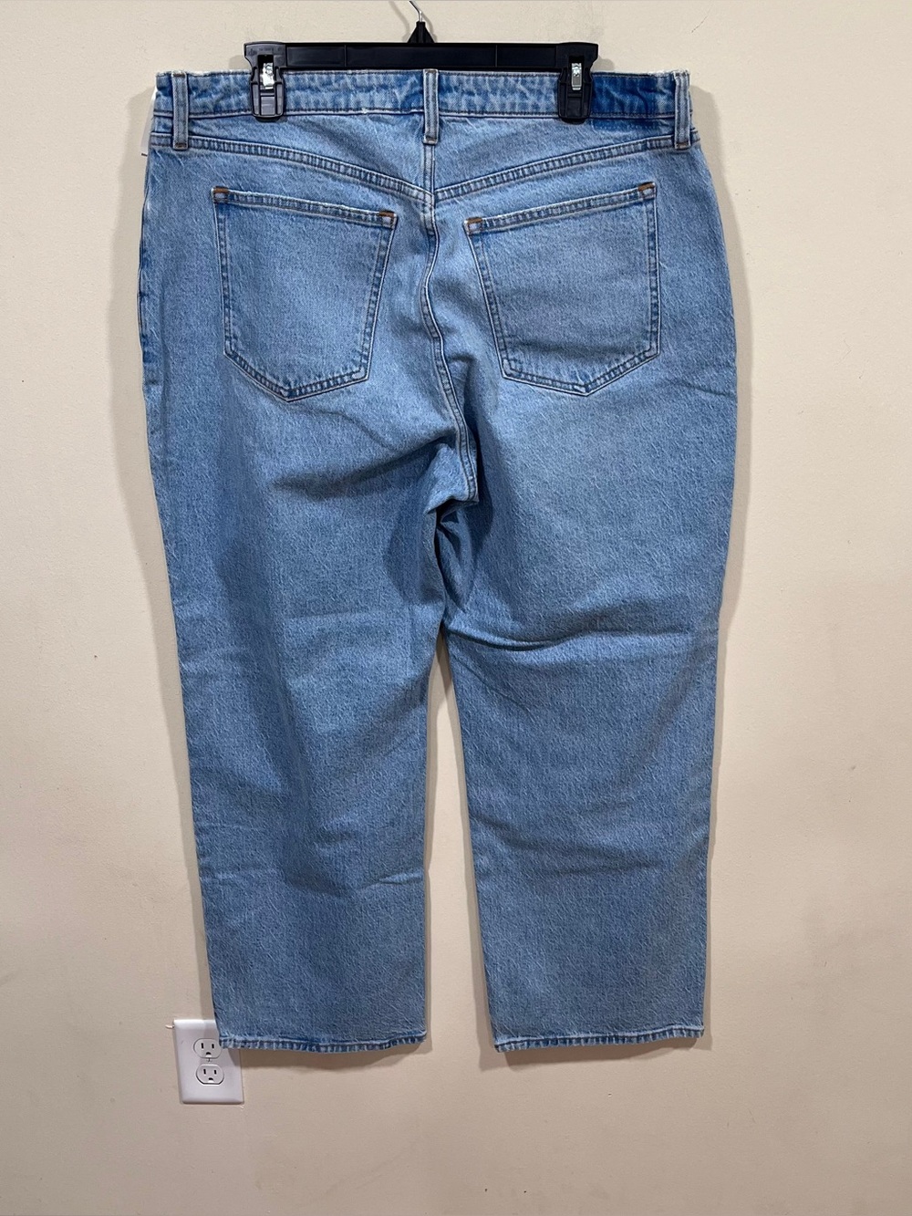 NWT Abercrombie & Fitch The '90s Relaxed Jeans in a high-rise style size16 short - Picture 9 of 10